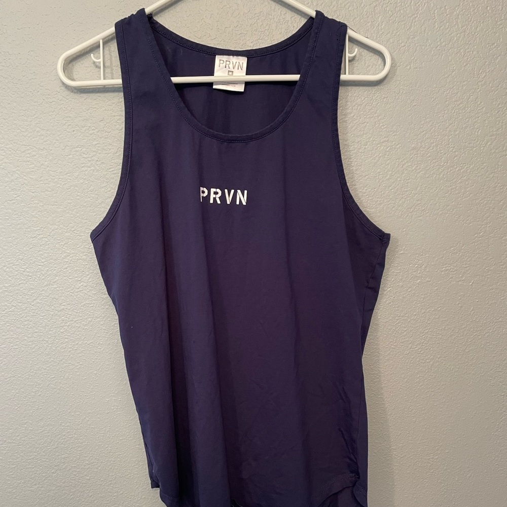 Performance workout tank top